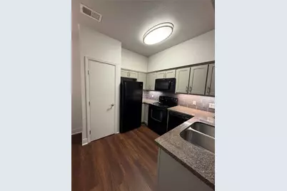 2626 Holly Hall Street #102, Houston, TX 77054 - Photo 4