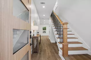 5819 Outer Banks St, Houston, TX 77091 - Photo 2
