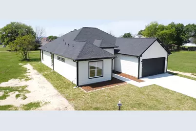 234 Candlelight Lane, Livingston, TX 77351 - Photo 2
