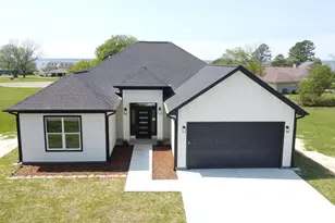 234 Candlelight Ln, Livingston, TX 77351 - Photo 1