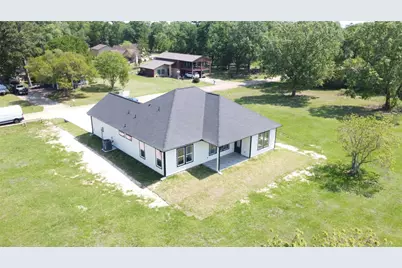 234 Candlelight Lane, Livingston, TX 77351 - Photo 6