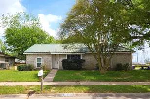 3315 Ashwyne Ct, La Porte, TX 77571 - Photo 1