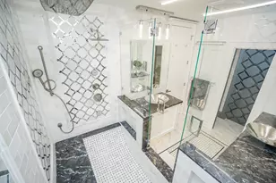 5711 Sugar Hill Dr, Houston, TX 77057 - Photo 36