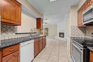 7315 Foxside Ln, Humble, TX 77338 - Photo 12