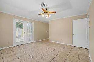 7315 Foxside Ln, Humble, TX 77338 - Photo 16