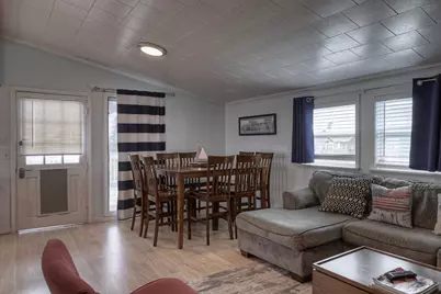 4102 Surf Drive, Galveston, TX 77554 - Photo 10