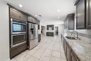 12854 Highland Hills Dr, Cypress, TX 77429 - Photo 18