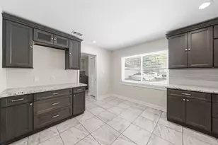 12854 Highland Hills Dr, Cypress, TX 77429 - Photo 10