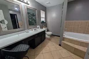 714 N Vista Dr, Houston, TX 77073 - Photo 10