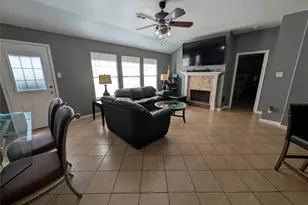 714 N Vista Dr, Houston, TX 77073 - Photo 6