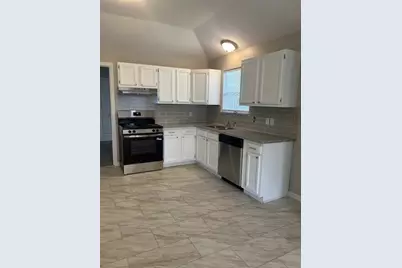 10440 Royal Adrian Drive, Conroe, TX 77303 - Photo 4