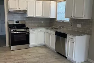 10440 Royal Adrian Dr, Conroe, TX 77303 - Photo 4
