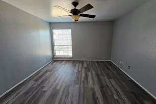 1860 White Oak Dr, Houston, TX 77009 - Photo 12