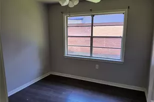 701 Sherrill St, West Orange, TX 77630 - Photo 6
