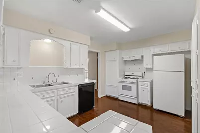 11007 Gatlinburg Drive, Houston, TX 77031 - Photo 6