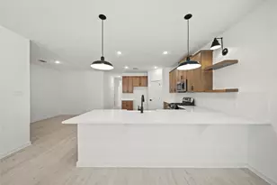 4711 Bay Vista Dr, Baytown, TX 77523 - Photo 6