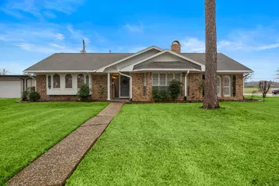 4912 Goose Creek Drive, Baytown, TX 77521 - Photo 2