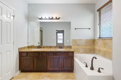 24527 Spring Harbor Drive, Spring, TX 77373 - Photo 14