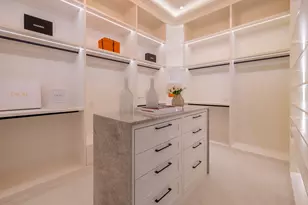 360 Timber Terrace Rd, Houston, TX 77024 - Photo 22