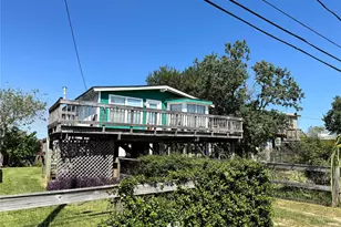 1620 Dick Bay Dr, San Leon, TX 77539 - Photo 2