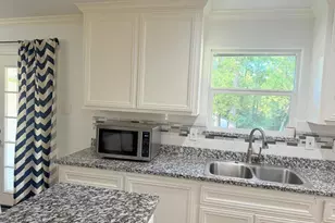 304 Jill St, Conroe, TX 77303 - Photo 8