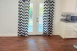 304 Jill St, Conroe, TX 77303 - Photo 4