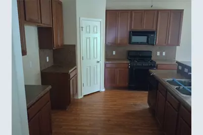 1684 Twin Cove, Kyle, TX 78640 - Photo 2