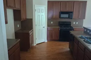 1684 Twin Cove, Kyle, TX 78640 - Photo 2