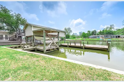 142 Private Road 652, Sargent, TX 77414 - Photo 2