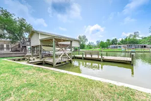 142 Private Rd 652, Sargent, TX 77414 - Photo 2