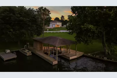 9239 Lake Conroe Drive, Conroe, TX 77304 - Photo 28