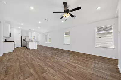 31214 Carmelas Landing Drive, Fulshear, TX 77441 - Photo 10