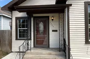 2206 Stevens St, Houston, TX 77026 - Photo 1