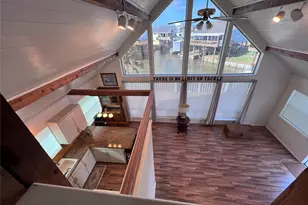 7 Flounder Cir, Freeport, TX 77541 - Photo 4