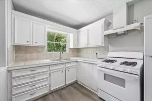 205 Tilden Dr, Pasadena, TX 77506 - Photo 4