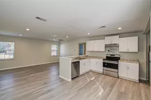 4624 Kingsbury St, Houston, TX 77021 - Photo 6