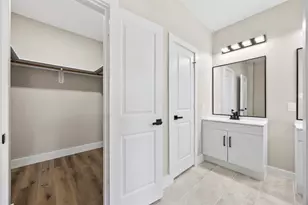 5949 Collingsworth St, Houston, TX 77026 - Photo 28