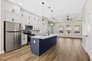 5949 Collingsworth St, Houston, TX 77026 - Photo 6