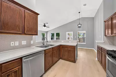 5506 Indian Brook Court, Spring, TX 77373 - Photo 8