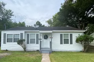 5237 Carmen St, Houston, TX 77033 - Photo 4