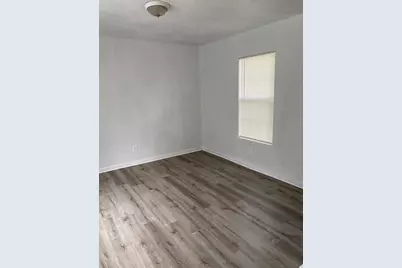 5237 Carmen Street, Houston, TX 77033 - Photo 18