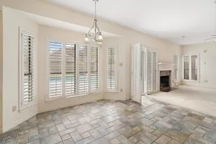 124 Lake Point Dr, League City, TX 77573 - Photo 10