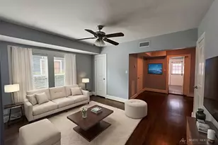 1011 E 6th 1/2 St, Houston, TX 77009 - Photo 1