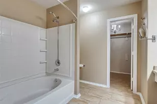 34 W Sage Creek Pl, The Woodlands, TX 77382 - Photo 18