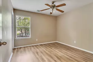 34 W Sage Creek Pl, The Woodlands, TX 77382 - Photo 26