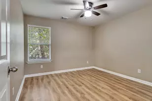 34 W Sage Creek Pl, The Woodlands, TX 77382 - Photo 20