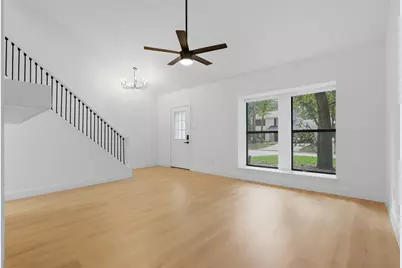 15 Cricket Hollow Place, The Woodlands, TX 77381 - Photo 6