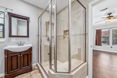 5012 Irvington Boulevard, Houston, TX 77009 - Photo 16