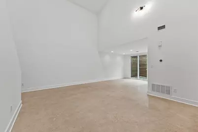 2321 Commonwealth Street, Houston, TX 77006 - Photo 8