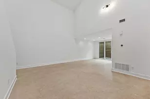 2321 Commonwealth St, Houston, TX 77006 - Photo 8